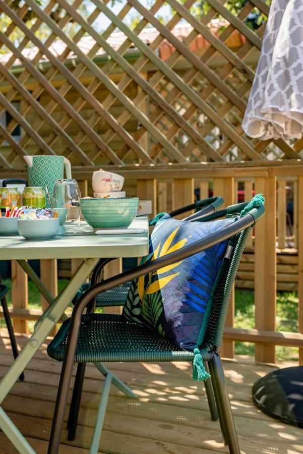 Les Minis Homes Du Bugey - Eco-Lodge Nature ,Un Refuge En Hyper Centre Ambérieu-en-Bugey Екстериор снимка